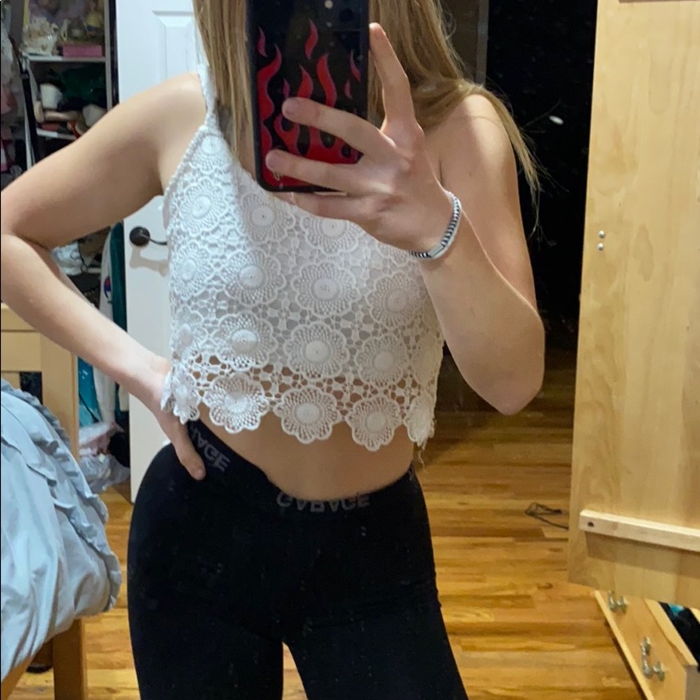 White Crochet Crop top✨
